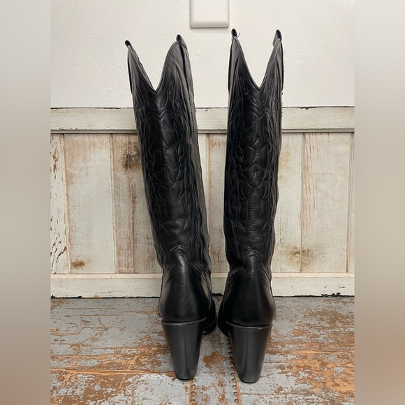 Barbara Bui Black Embroidered and Studded Heeled Western Boots - Picture 4 of 16